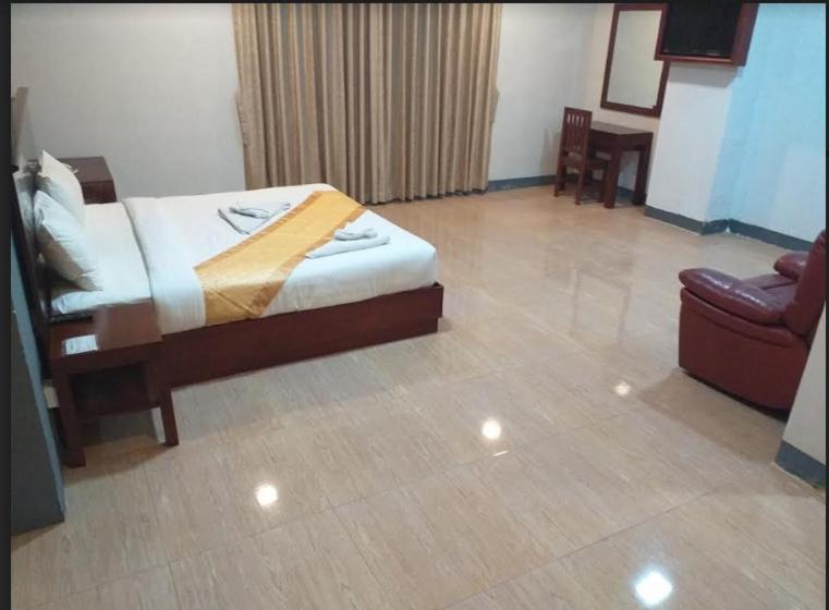 Lanmadaw Plaza Hotel China Town Янгон Екстер'єр фото